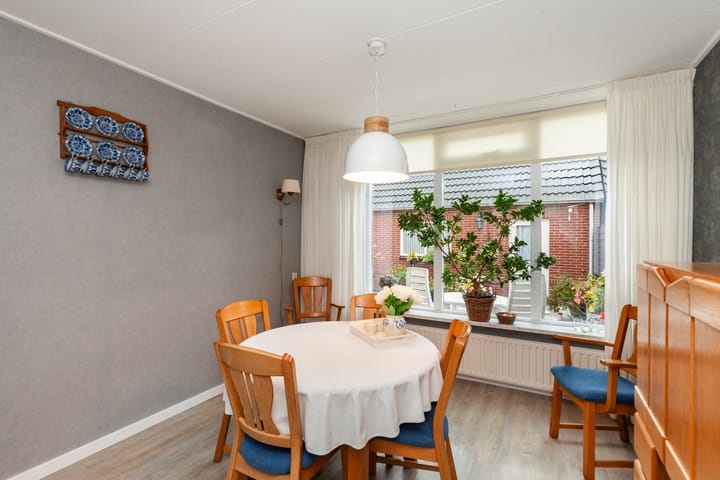 Photo 11 of Juliana van Stolbergstraat 34