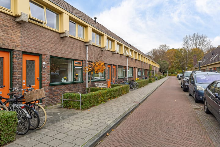 Foto 9 van Begoniastraat 84