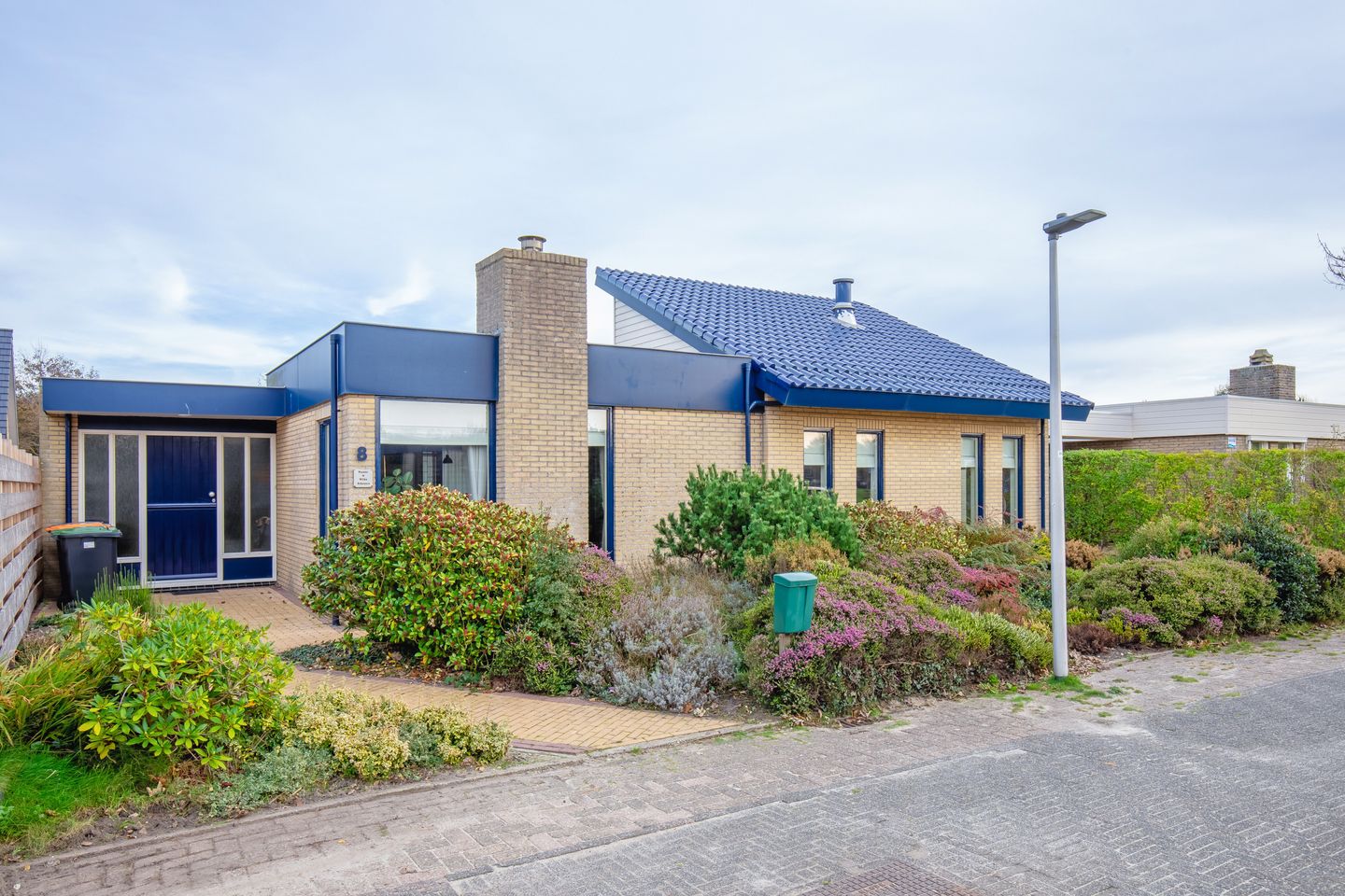 Photo 1 of Orchismient 8-X