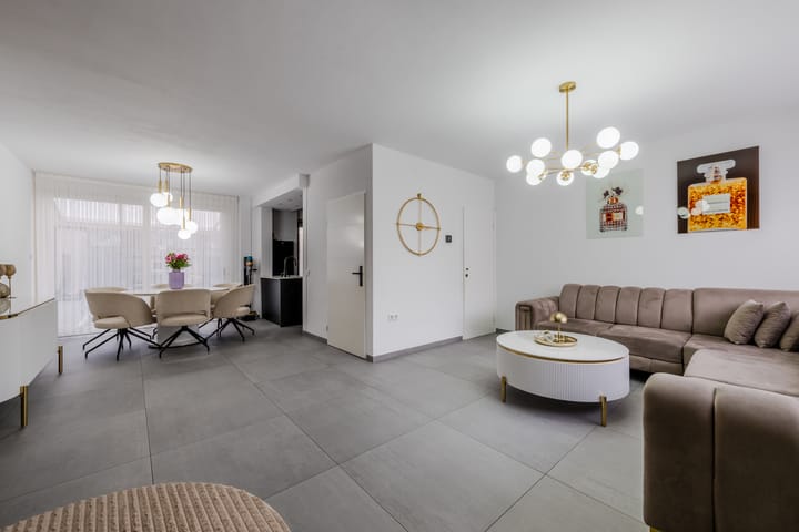 Photo 7 of Laagstraat 388