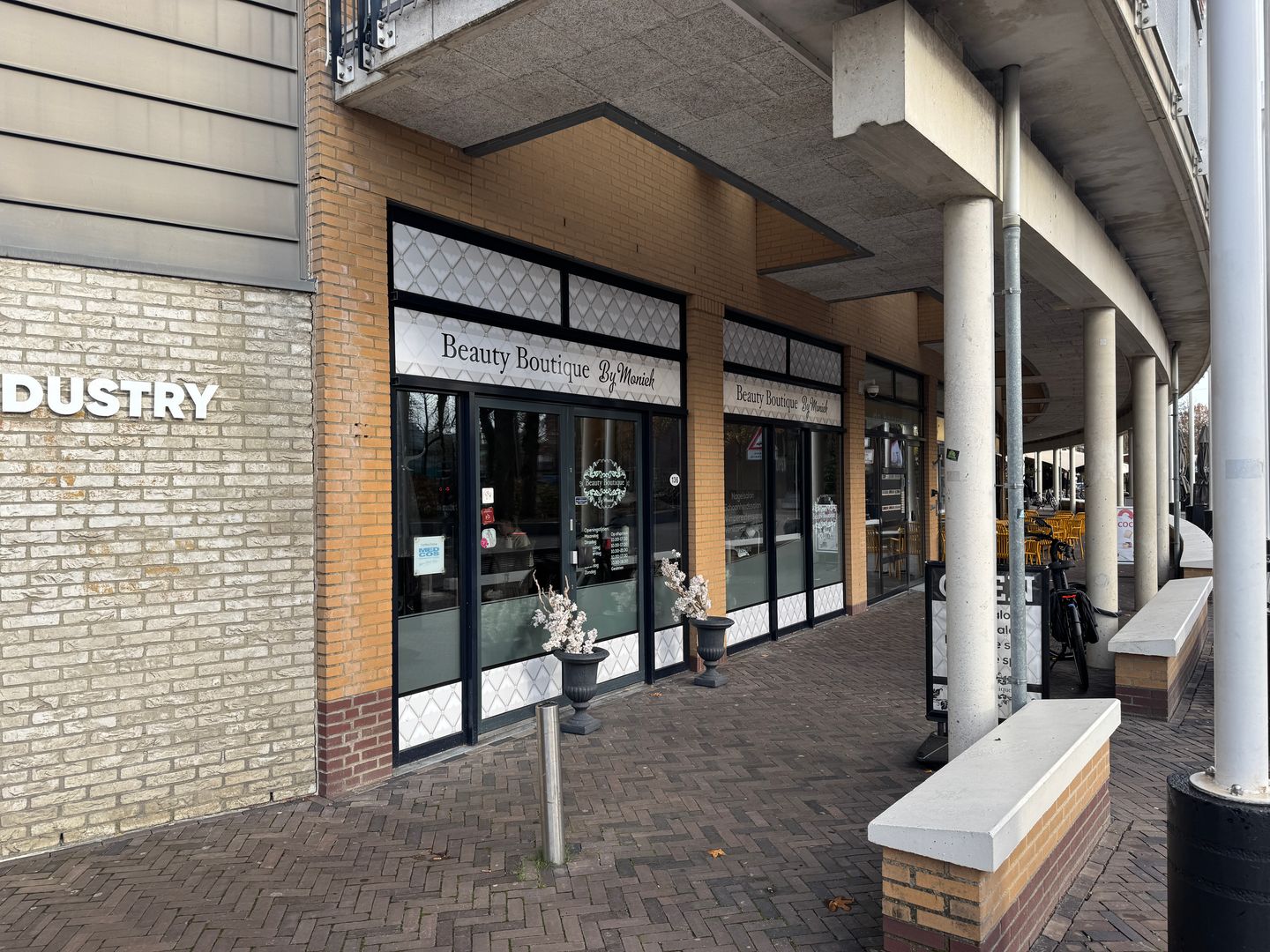 View photo 3 of Marktplein 136