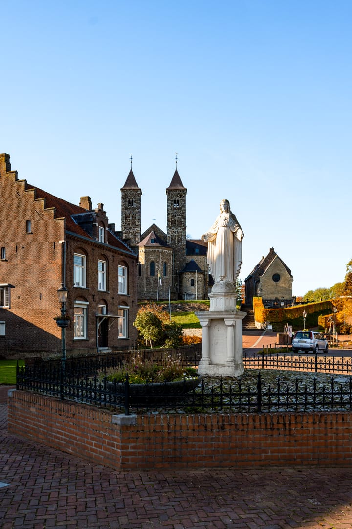 Photo 36 of Raadhuisplein 5