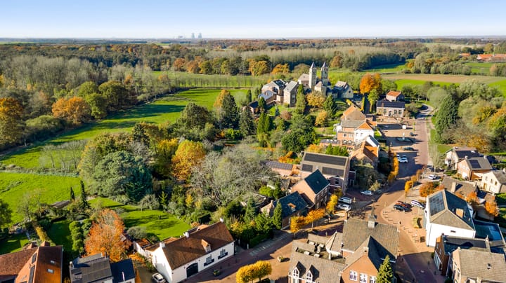 Photo 38 of Raadhuisplein 5