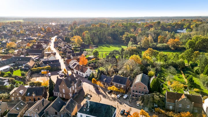 Photo 39 of Raadhuisplein 5