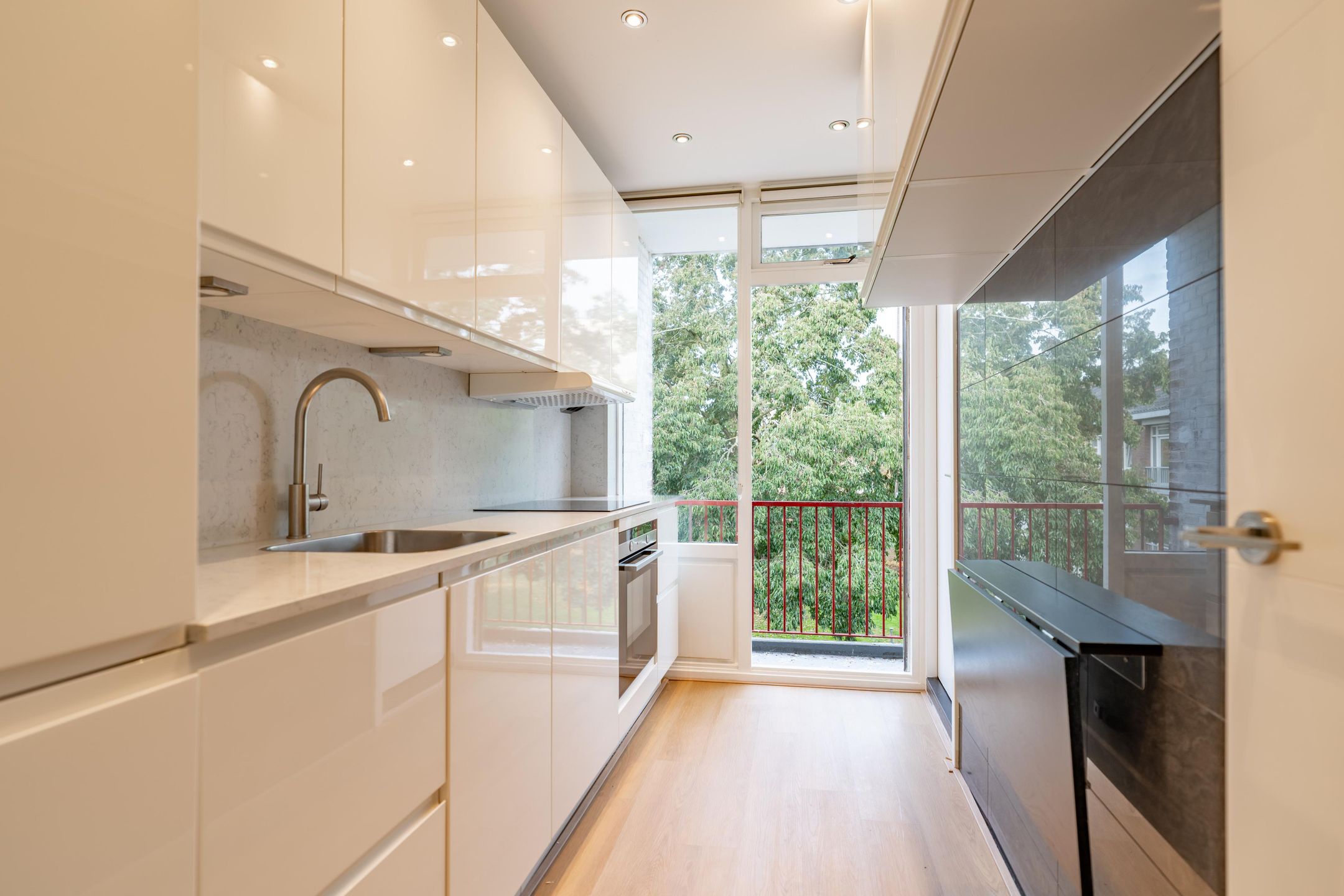 Photo 6 of Katrijpstraat 53