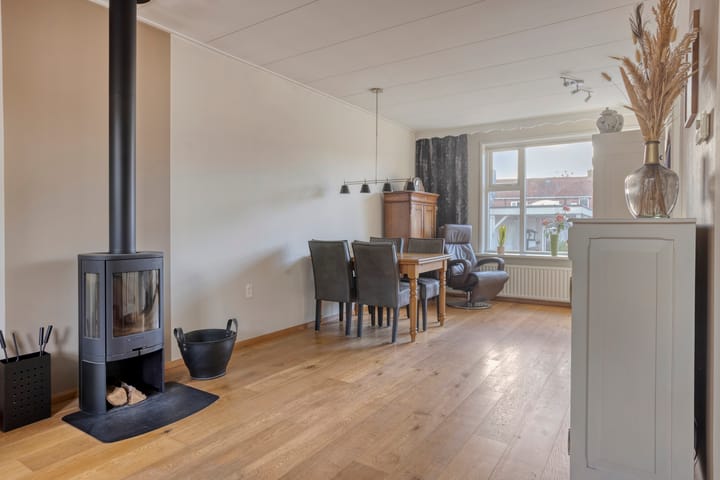 Photo 16 of Poststraat 10