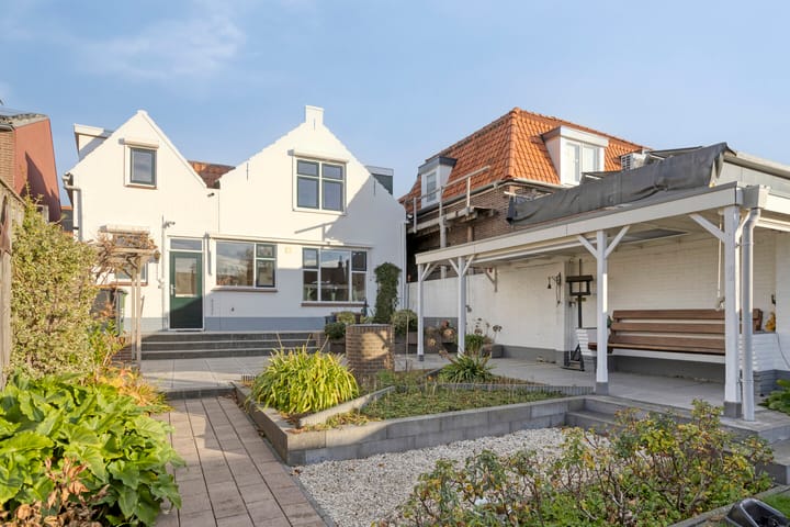 Photo 37 of Poststraat 10