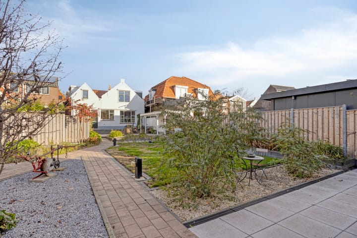 Photo 42 of Poststraat 10