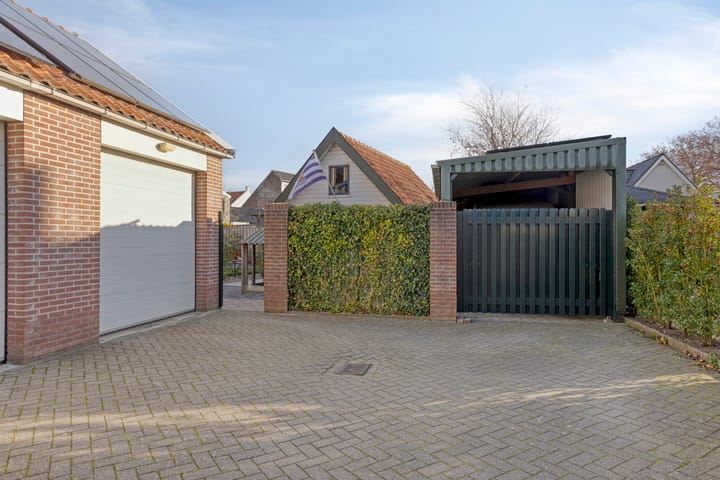 Photo 44 of Poststraat 10