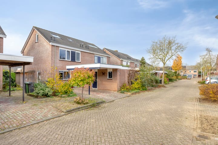 Photo 42 of Het Menkveld 34