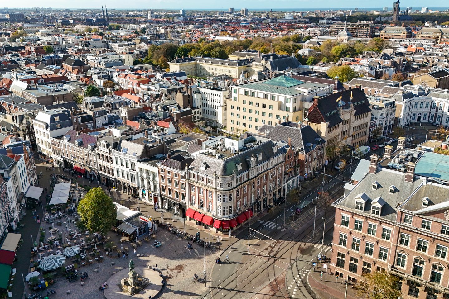 View photo 2 of Kneuterdijk 2