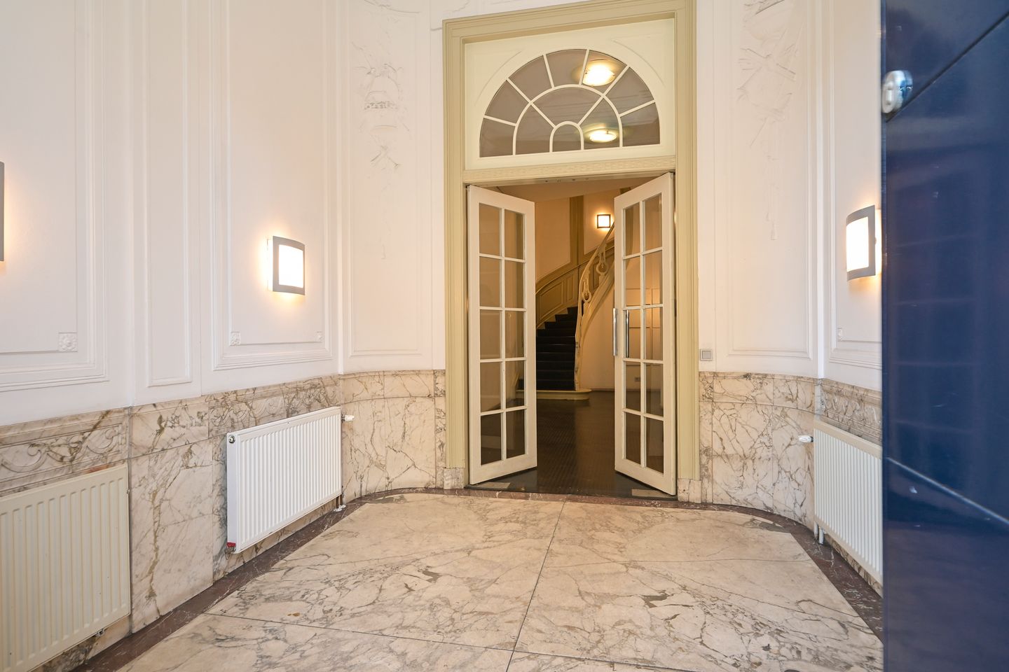 View photo 4 of Kneuterdijk 2