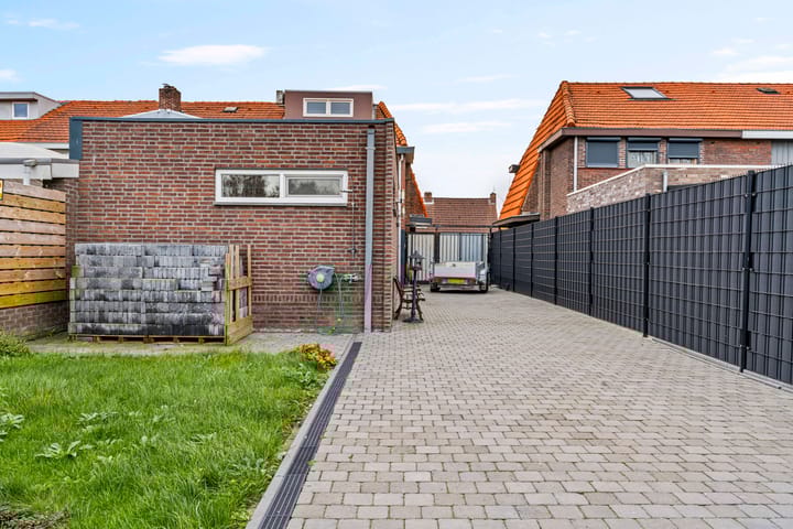 Foto 34 van Rozenlaan 26