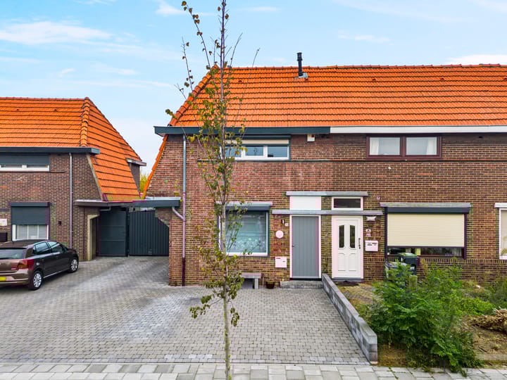 Foto 39 van Rozenlaan 26