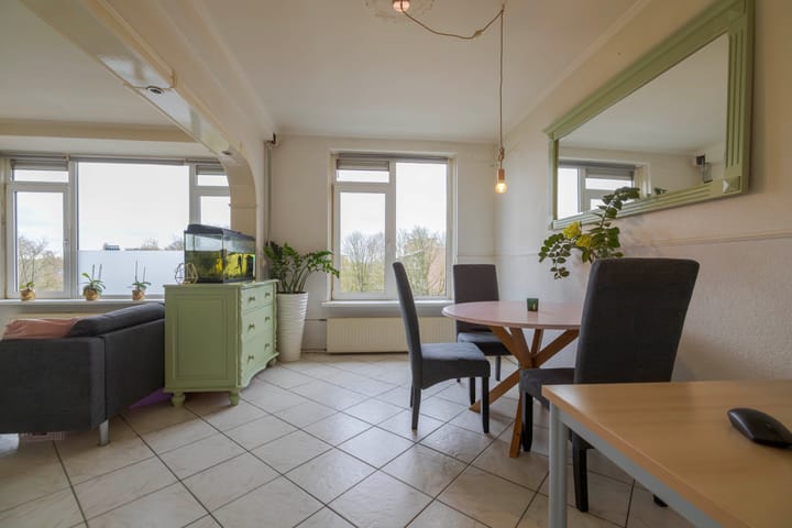 Photo 12 of Huissensestraat 137-4