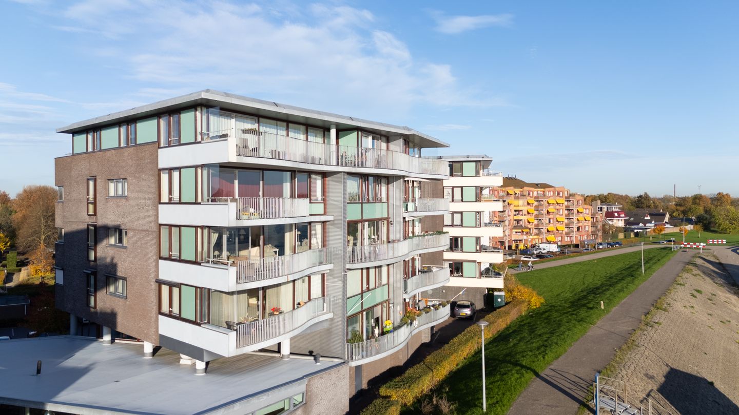 Photo 1 of Rijnstraat 1-35