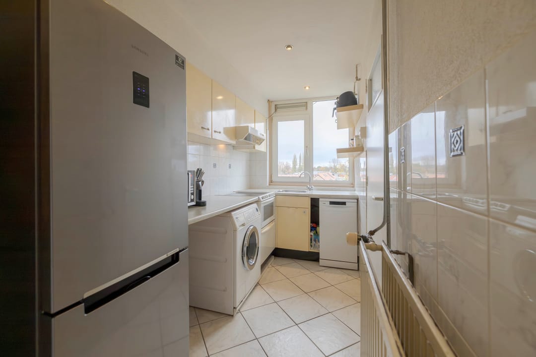 Photo 13 of Huissensestraat 137-4