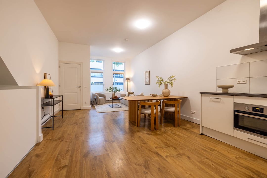 Photo 2 of Joost van Geelstraat 57-B