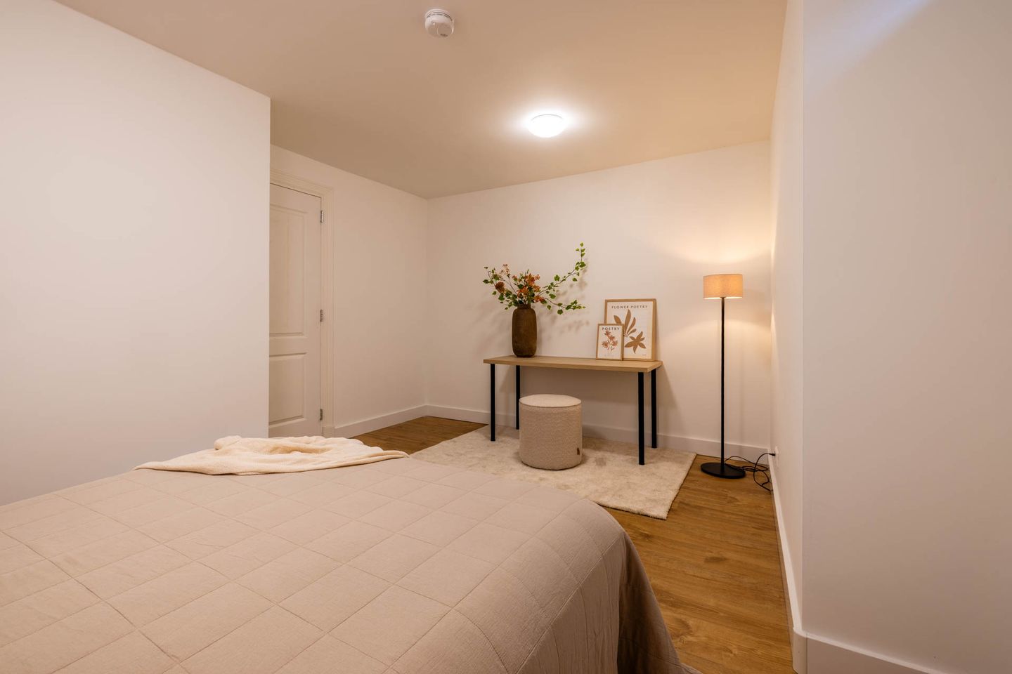 Photo 4 of Joost van Geelstraat 57-B