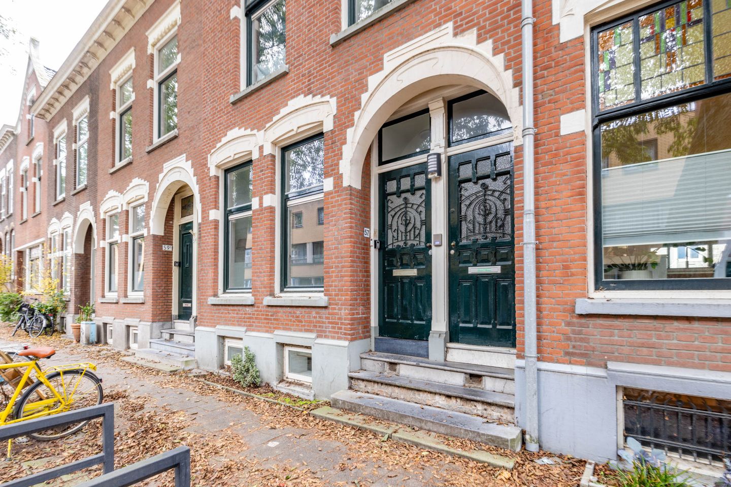 Photo 5 of Joost van Geelstraat 57-B