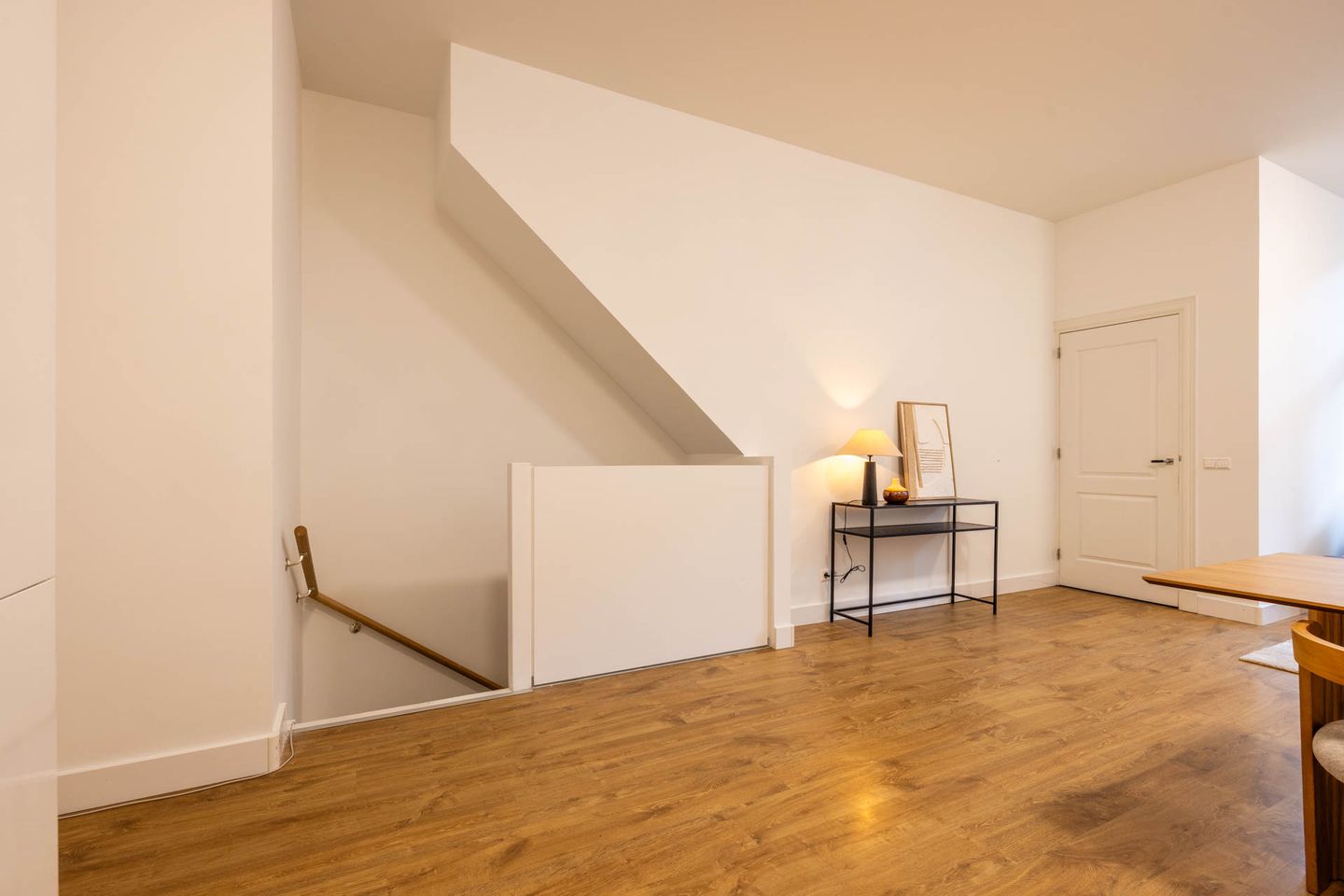 Photo 14 of Joost van Geelstraat 57-B