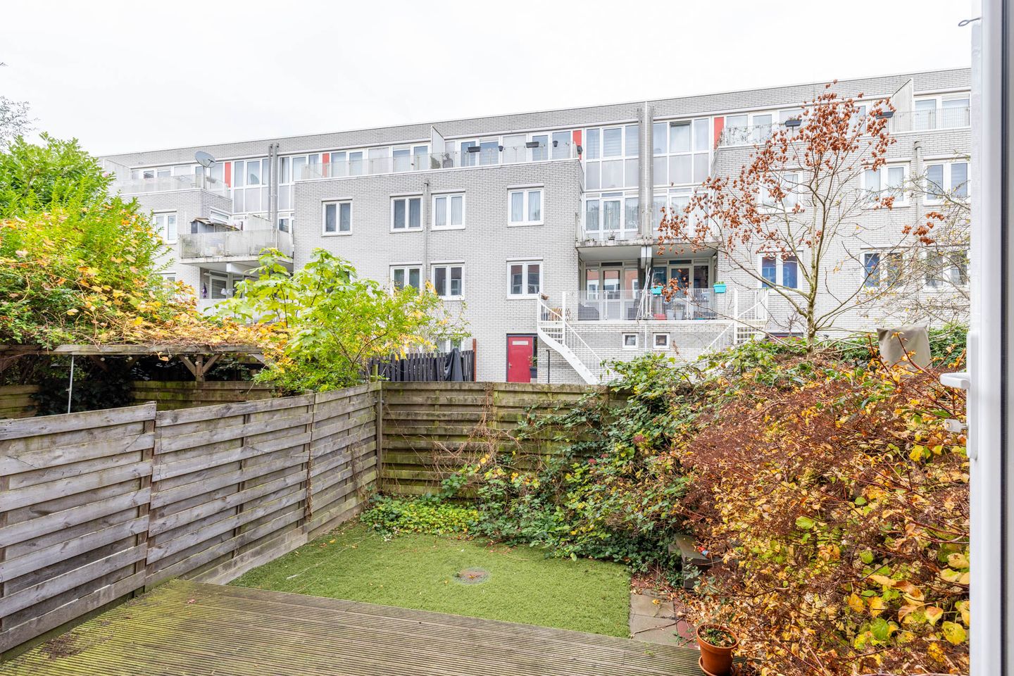 Photo 34 of Joost van Geelstraat 57-B