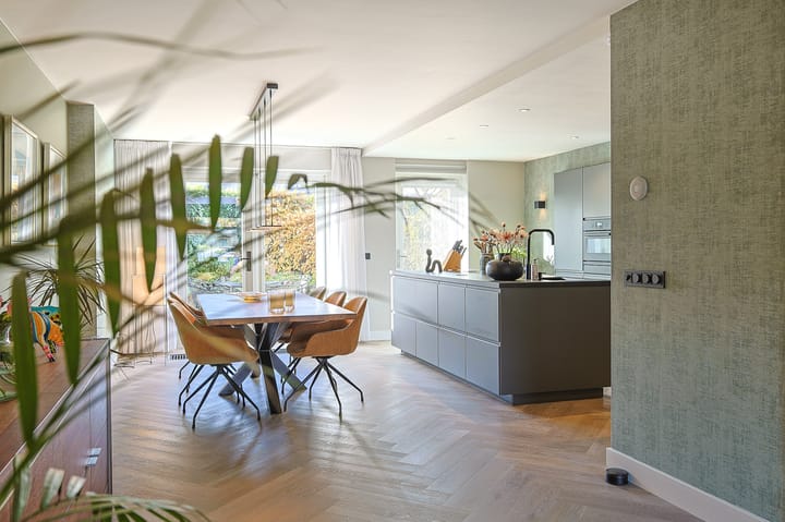 Foto 14 van Ambonplein 57