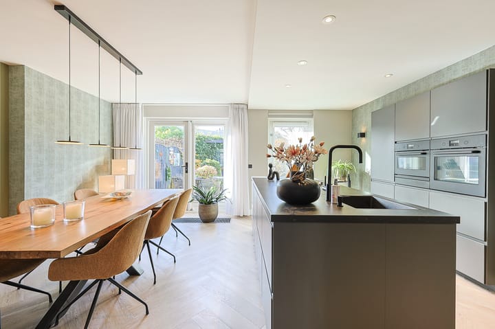 Foto 17 van Ambonplein 57