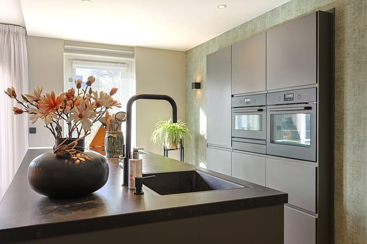 Foto 21 van Ambonplein 57