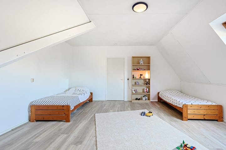 Foto 56 van Ambonplein 57