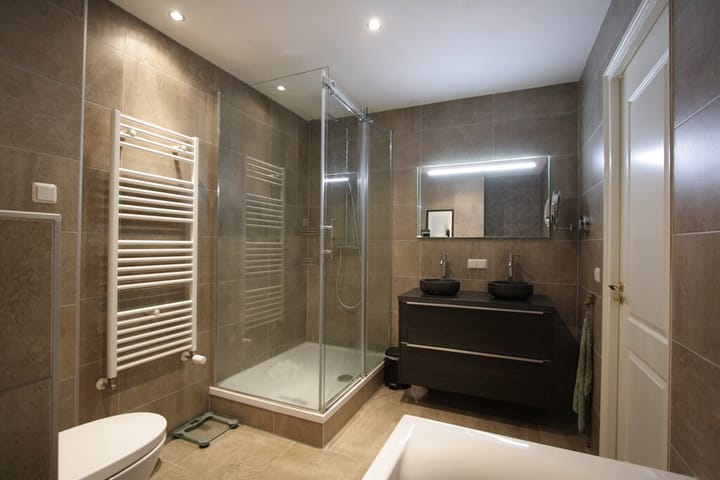 Photo 10 of Marnixstraat 198-3