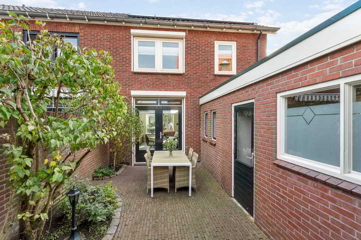 Foto 17 van Rossumerstraat 3