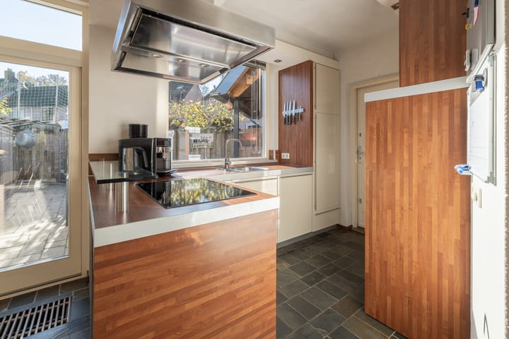 Photo 11 of Vogelweide 94