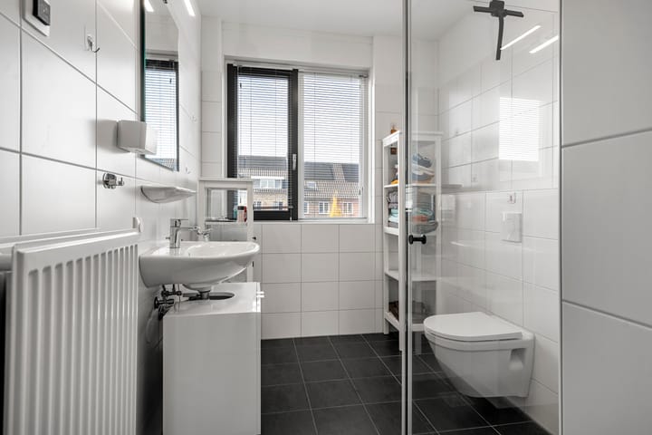 Foto 16 van Enkalaan 135