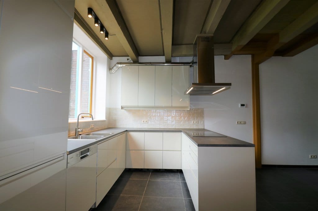 Foto 10 van Voorstraat 61