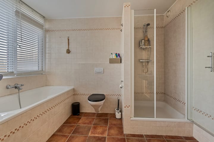 Photo 23 of Lekstraat 22