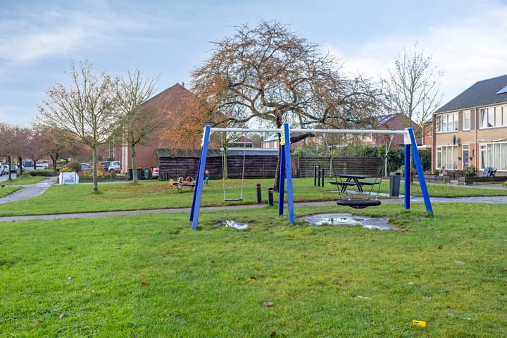 Photo 36 of Lekstraat 22