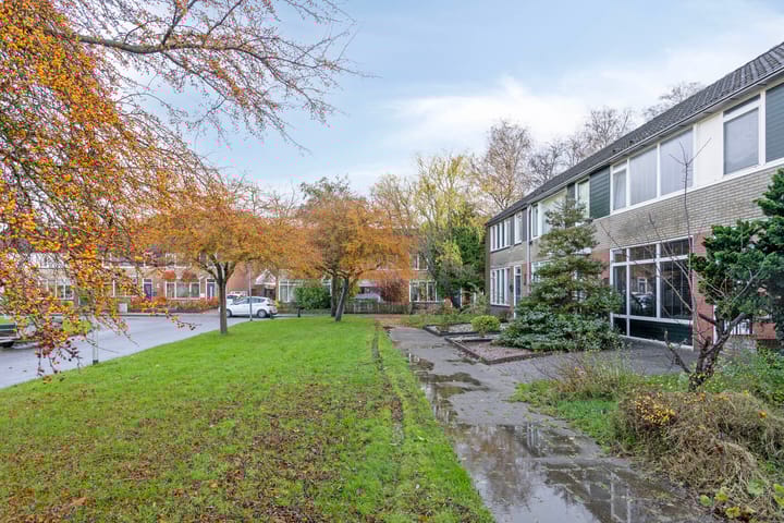 Photo 37 of Lekstraat 22