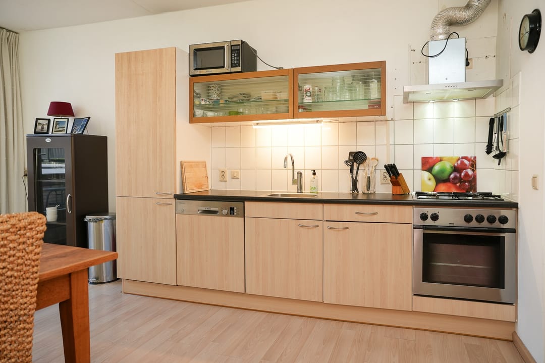 Foto 13 van Warmoesstraat 1