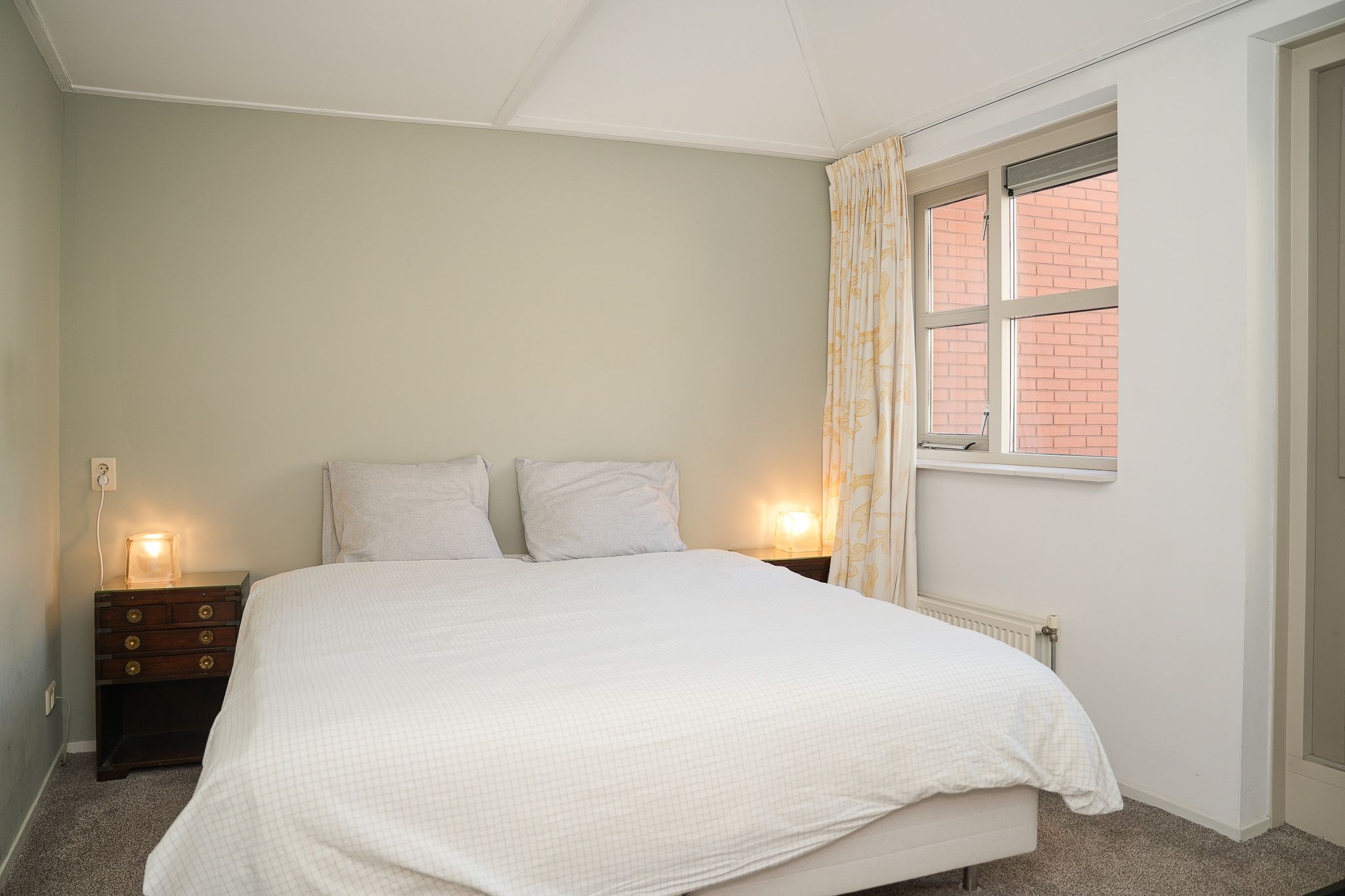 Foto 3 van Warmoesstraat 1