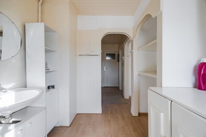 Photo 28 of Schelpstraat 8