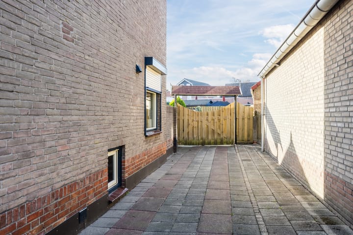 Photo 47 of Schelpstraat 8