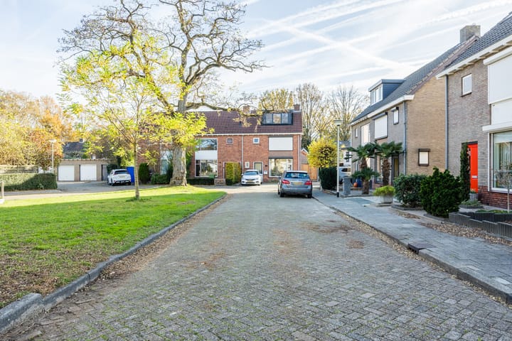 Photo 52 of Schelpstraat 8