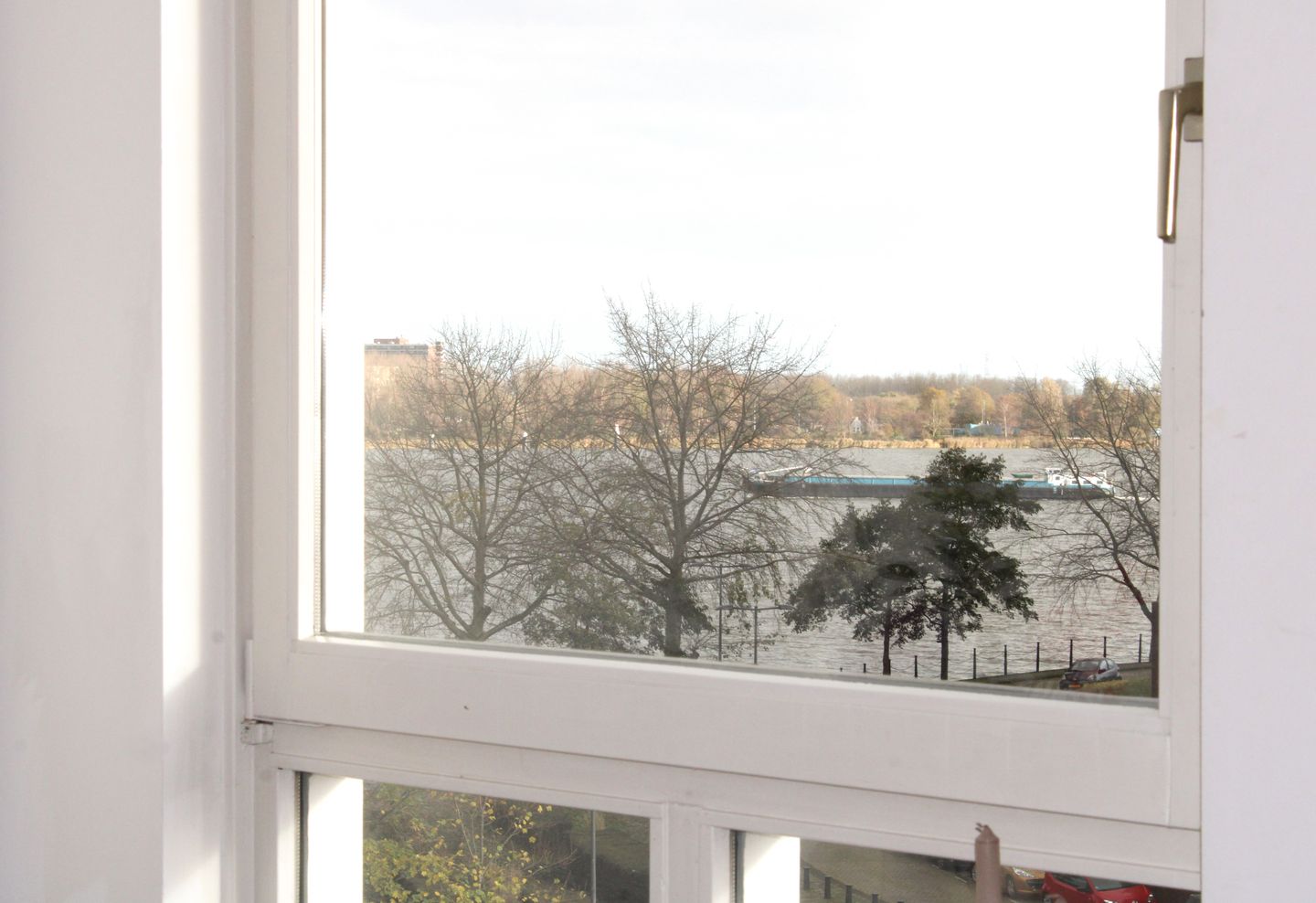 Foto 4 van Barcelonaplein 61