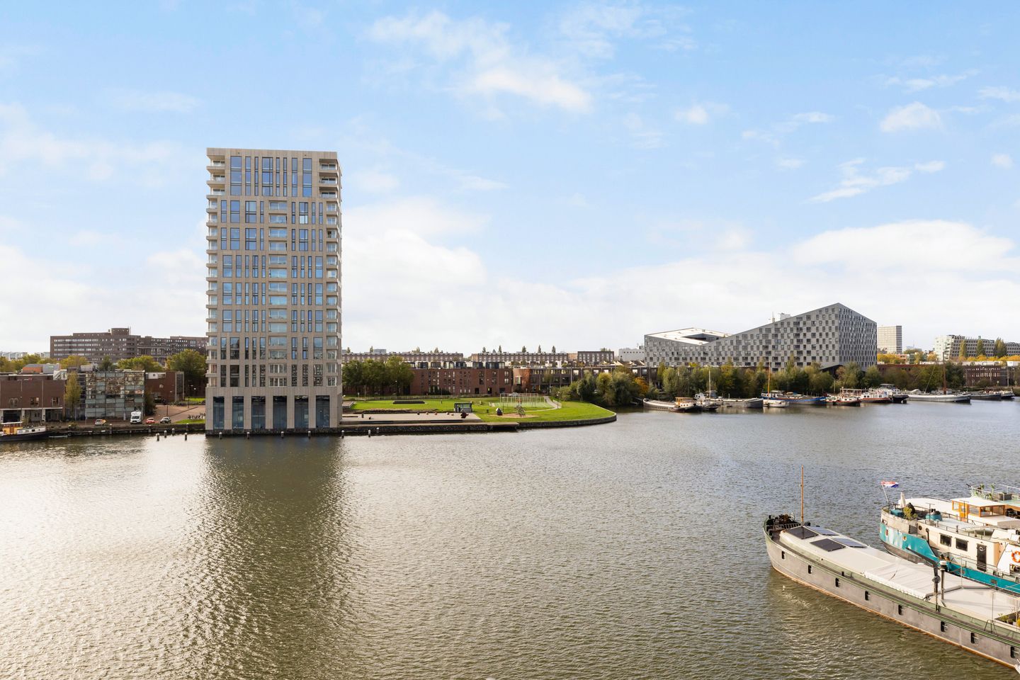 Foto 25 van Barcelonaplein 61