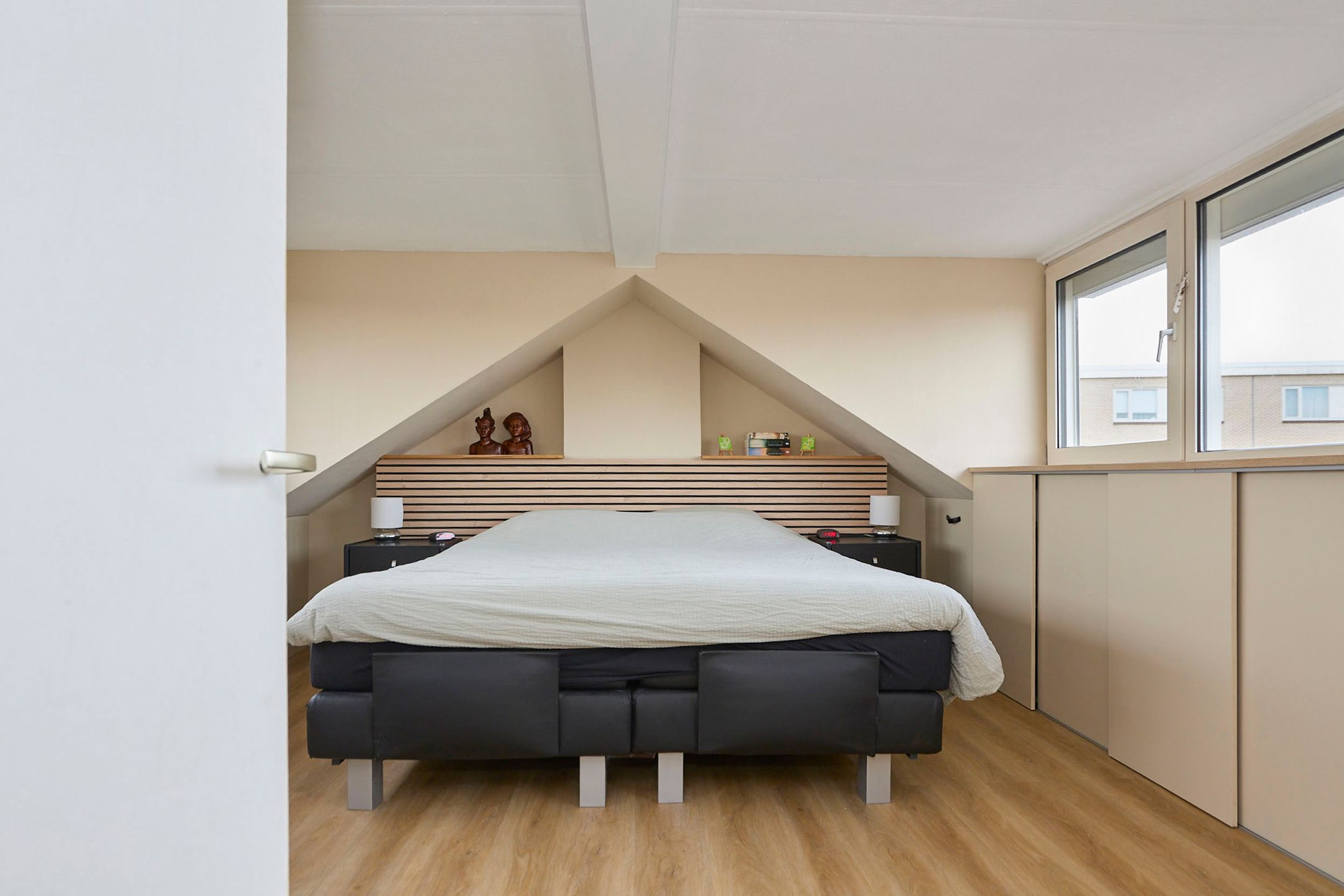 Foto 42 van Narcisstraat 16