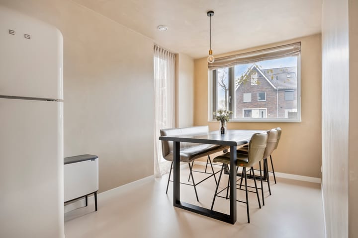 Photo 13 of Ebben 11