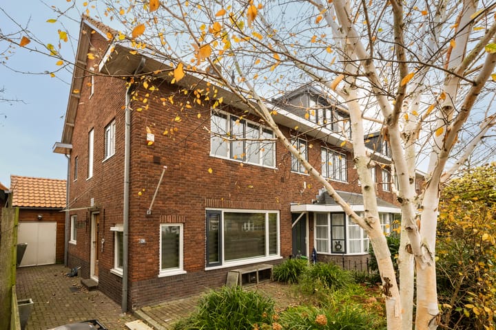 Photo 1 of Essenlaan 24