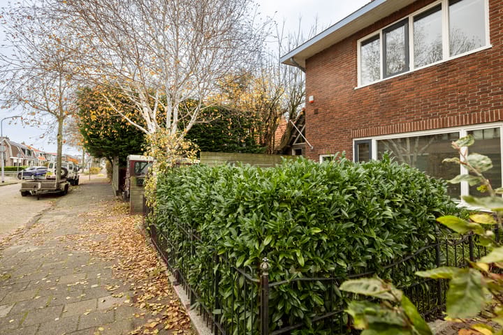 Photo 38 of Essenlaan 24