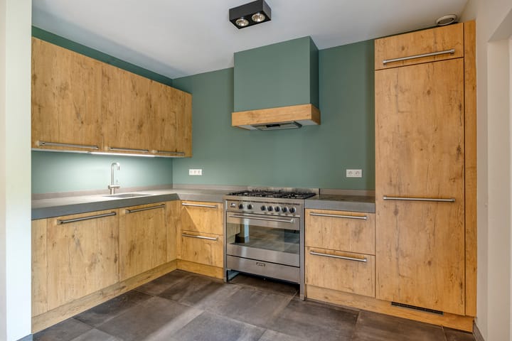 Photo 8 of Valeriaan 32